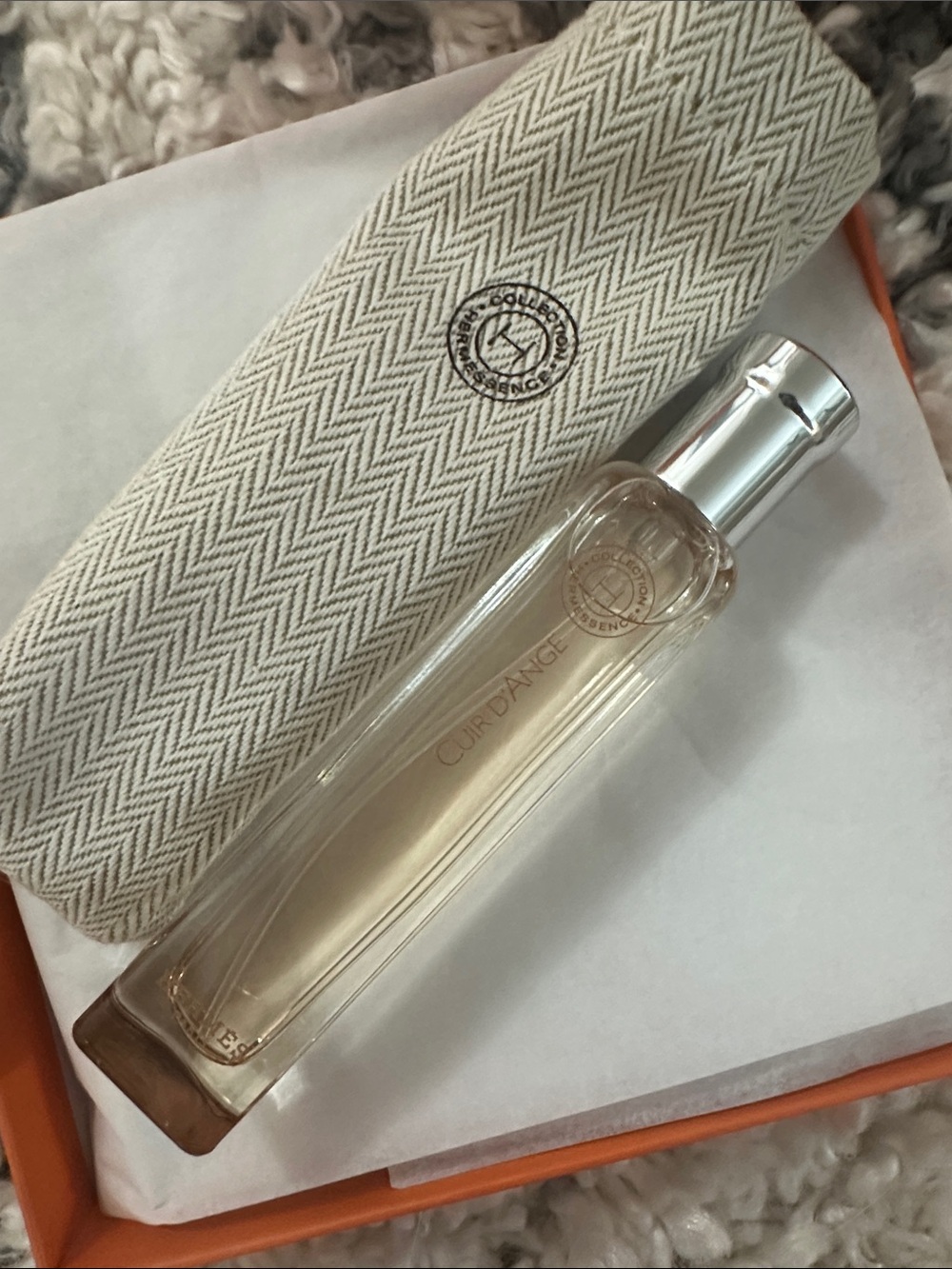 Cuir d'Ange Eau de Parfum - from Hermes Essence Collection